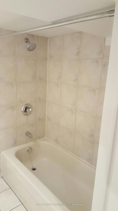 Unit Lower 1 - 27 Hillsboro Ave | Toronto | Image