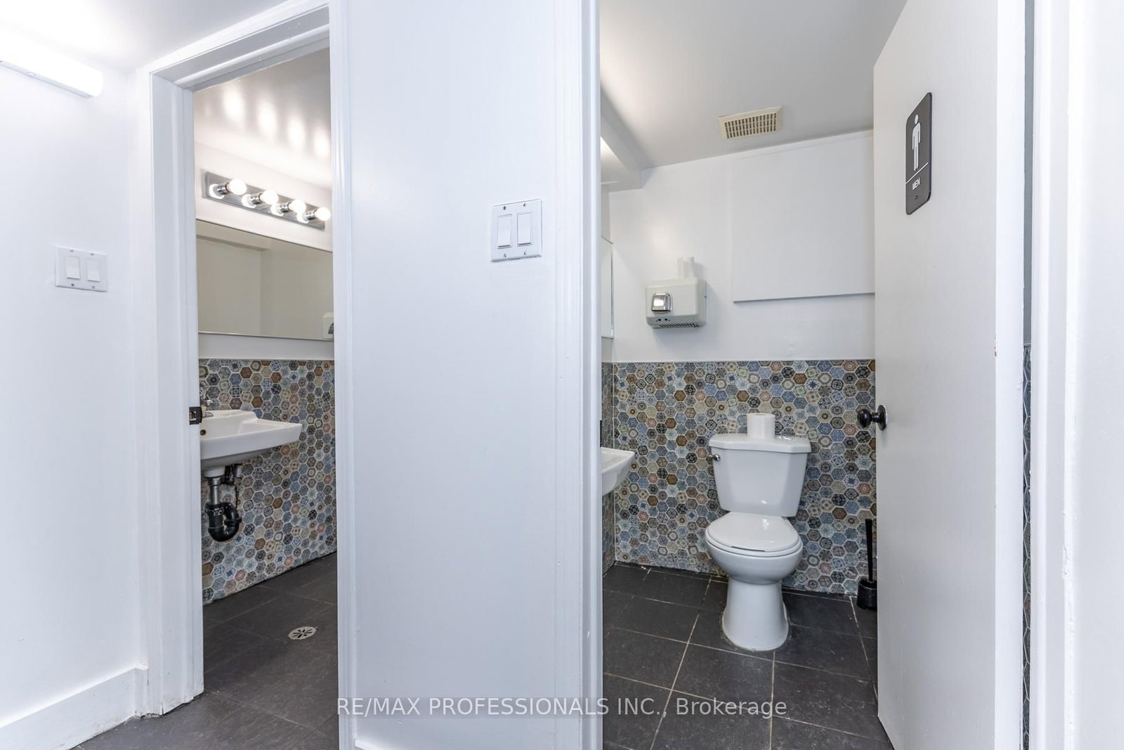 495 Bloor Street W - Photo 23