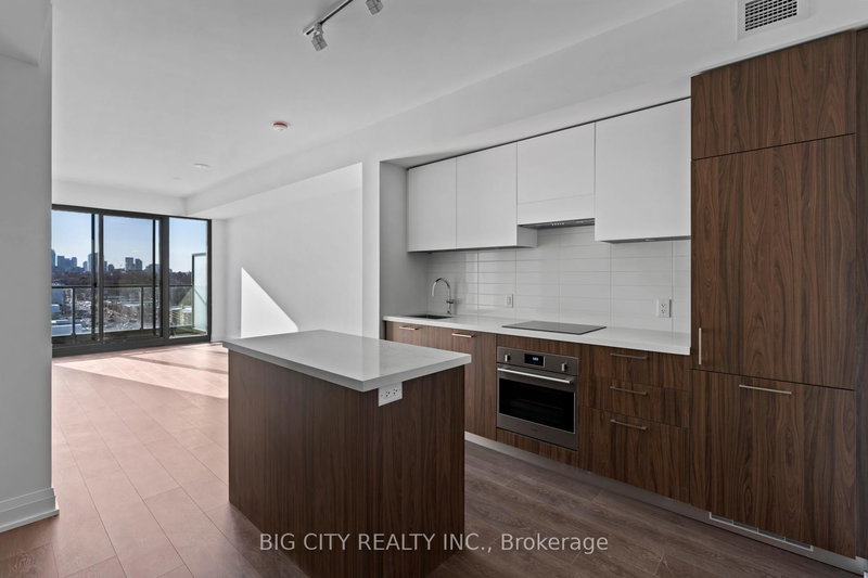 home for lease on 1005-33 Frederick Todd Way