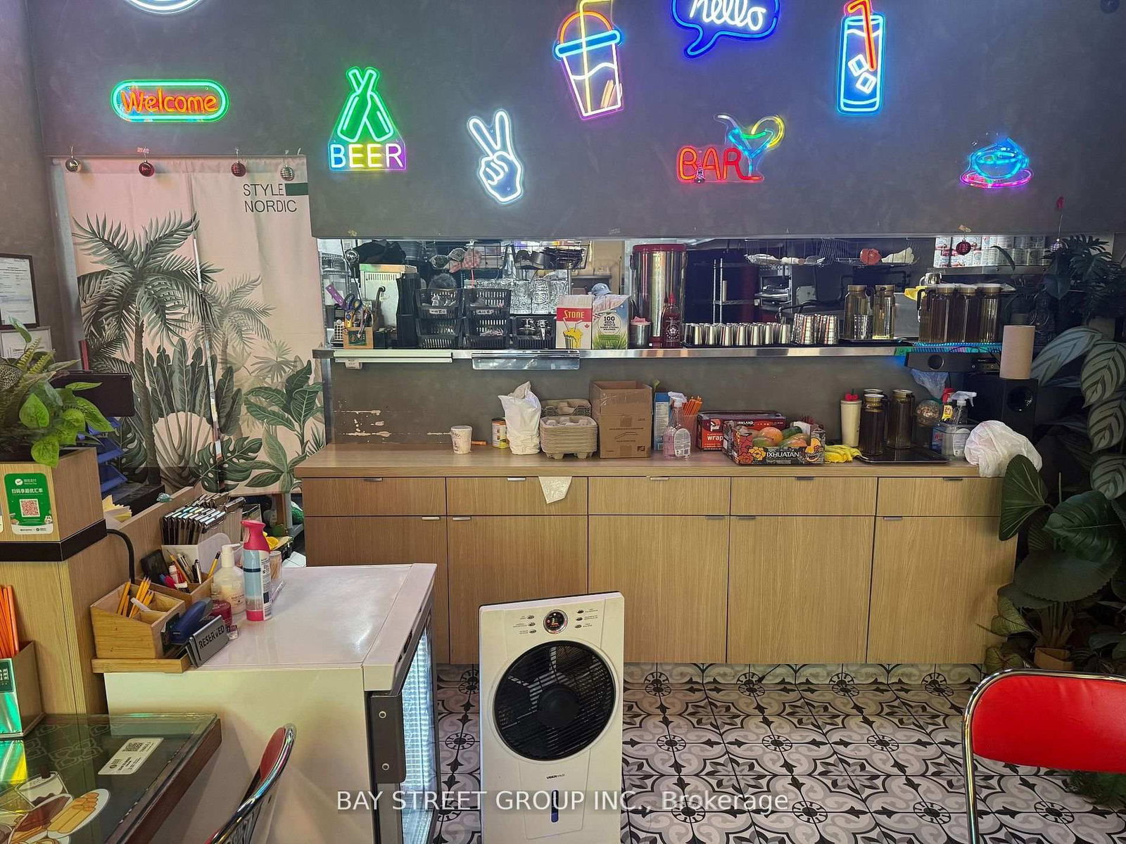 382 Spadina Avenue - Photo 5