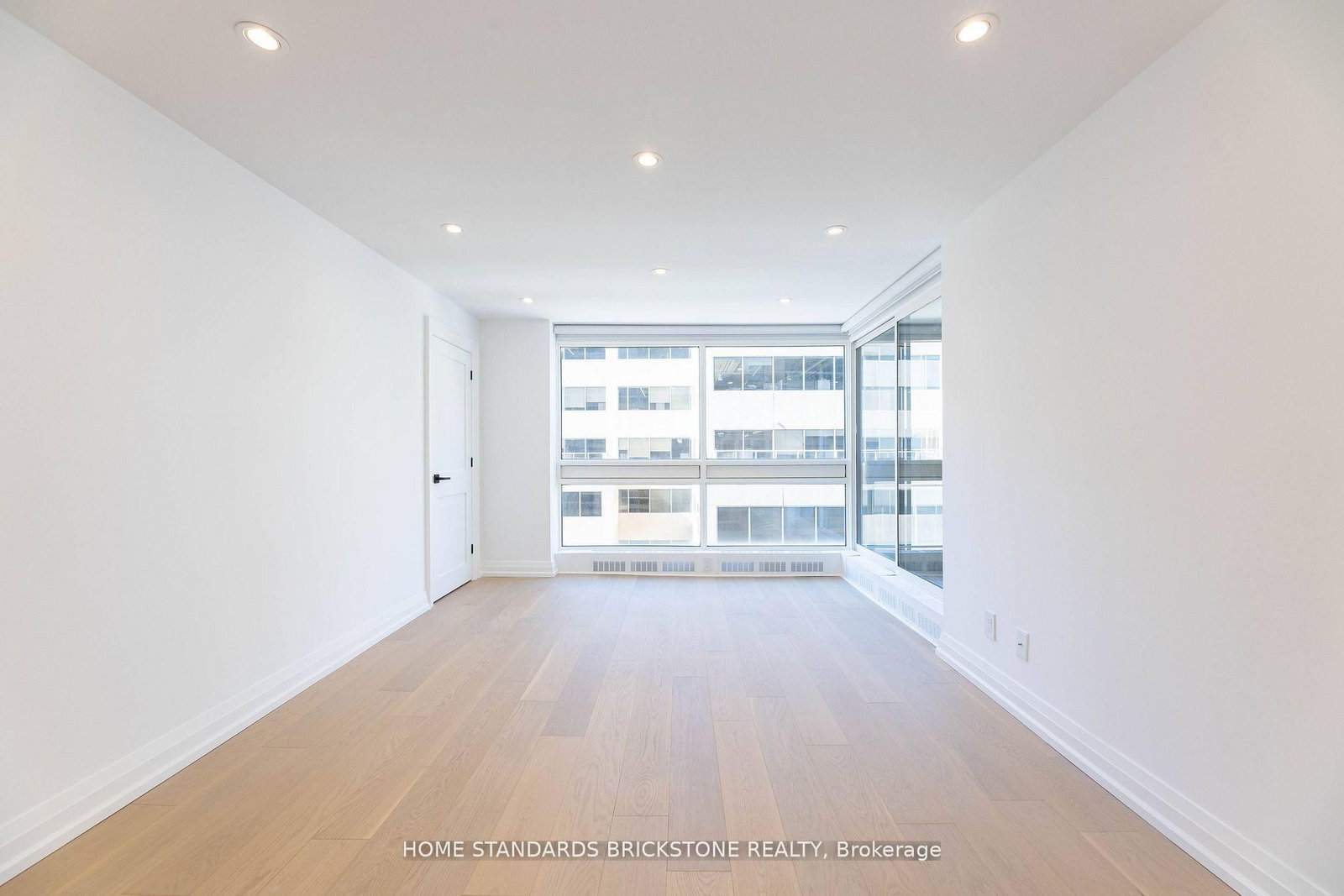 Condo for sale at 805-61 St Clair Avenue, Toronto, Ontario, M4V 2Y8 - Yonge-St. Clair - MLS: C12941054