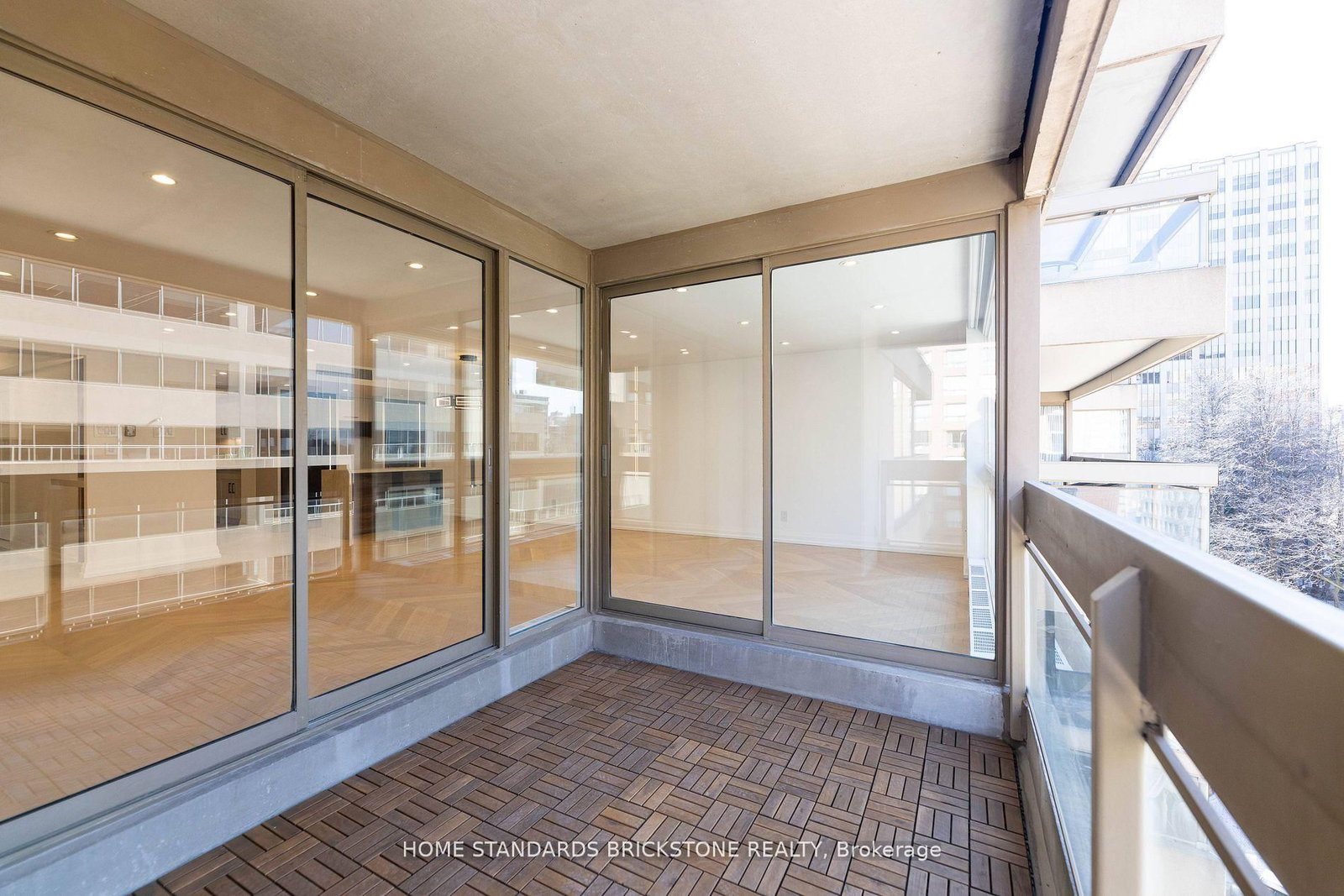 Condo for sale at 805-61 St Clair Avenue, Toronto, Ontario, M4V 2Y8 - Yonge-St. Clair - MLS: C12941054