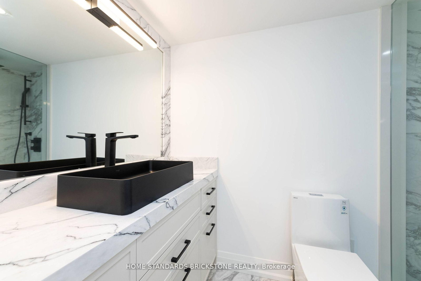 Condo for sale at 805-61 St Clair Avenue, Toronto, Ontario, M4V 2Y8 - Yonge-St. Clair - MLS: C12941054