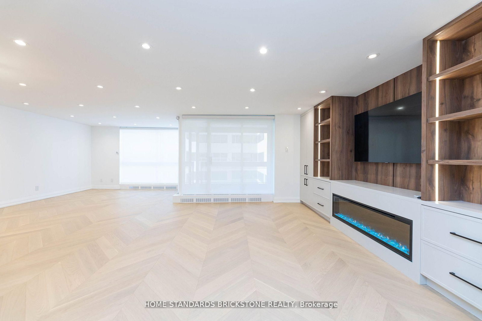 Condo for sale at 805-61 St Clair Avenue, Toronto, Ontario, M4V 2Y8 - Yonge-St. Clair - MLS: C12941054