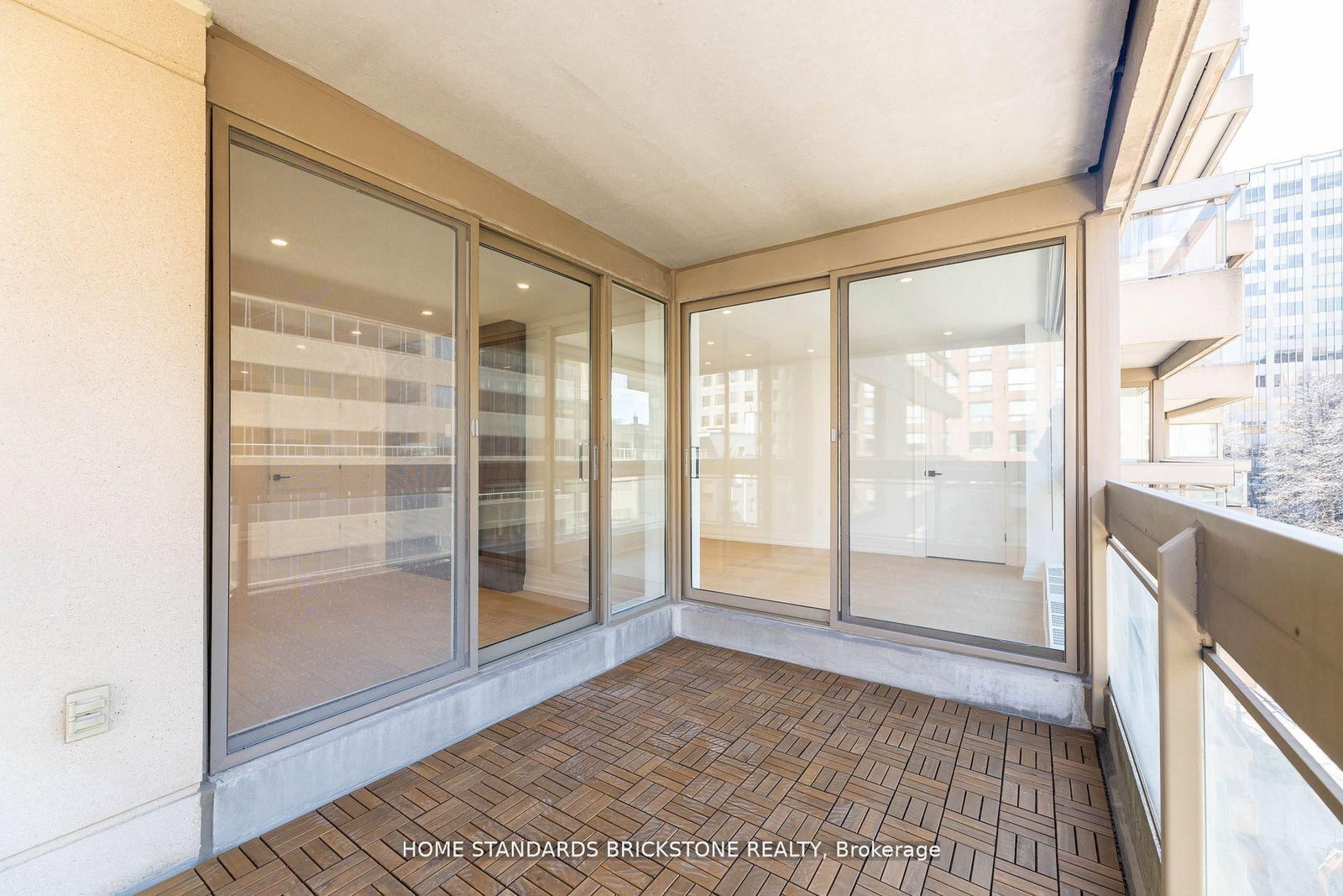 Condo for sale at 805-61 St Clair Avenue, Toronto, Ontario, M4V 2Y8 - Yonge-St. Clair - MLS: C12941054