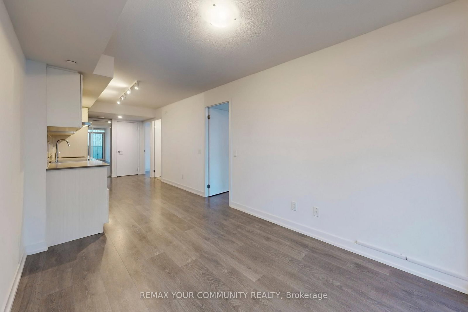 Condo for sale at 1005-125 Redpath Avenue, Toronto, Ontario, M4P 1J5 - Mount Pleasant East - MLS: C12941208