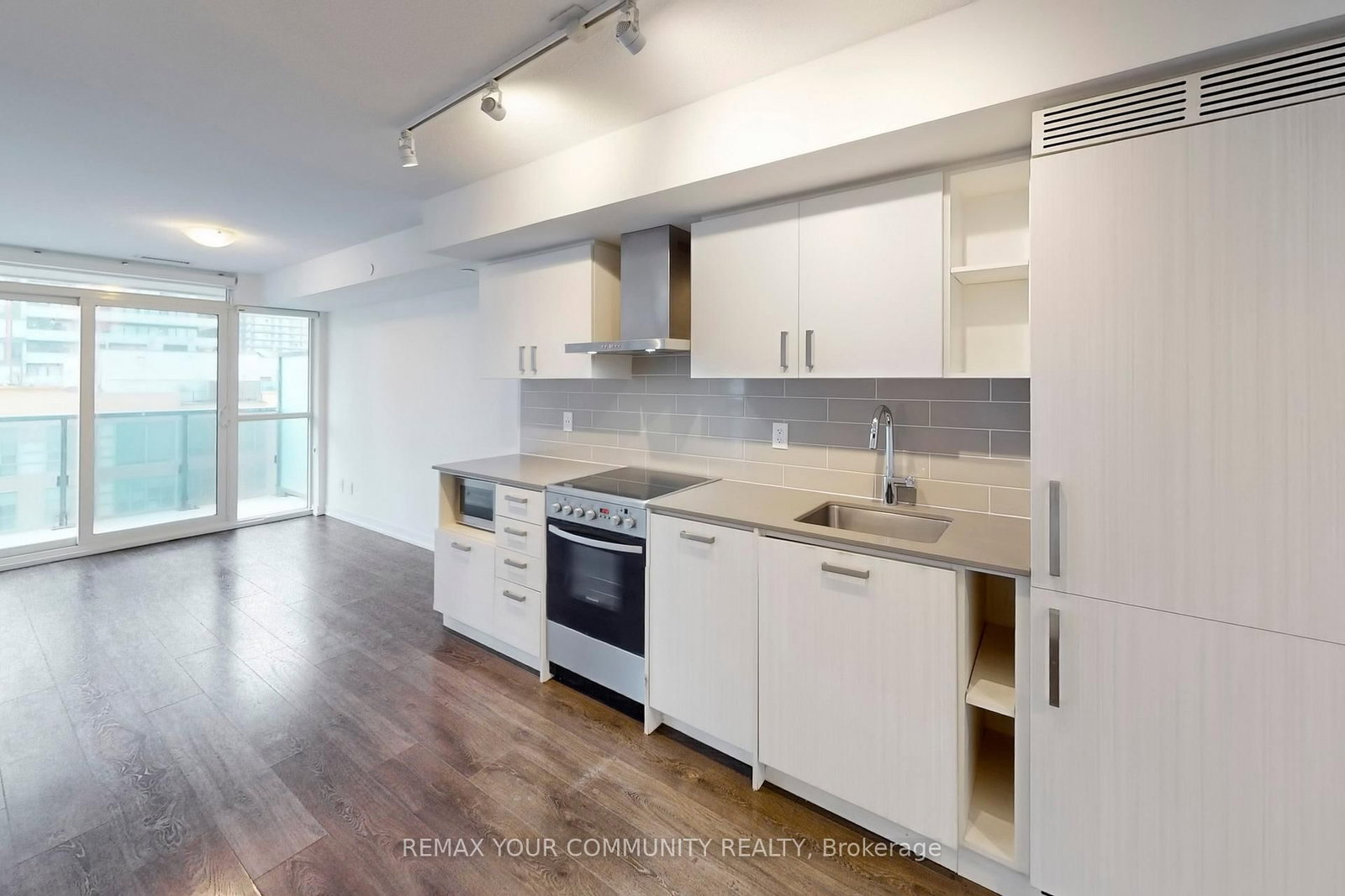 Condo for sale at 1005-125 Redpath Avenue, Toronto, Ontario, M4P 1J5 - Mount Pleasant East - MLS: C12941208