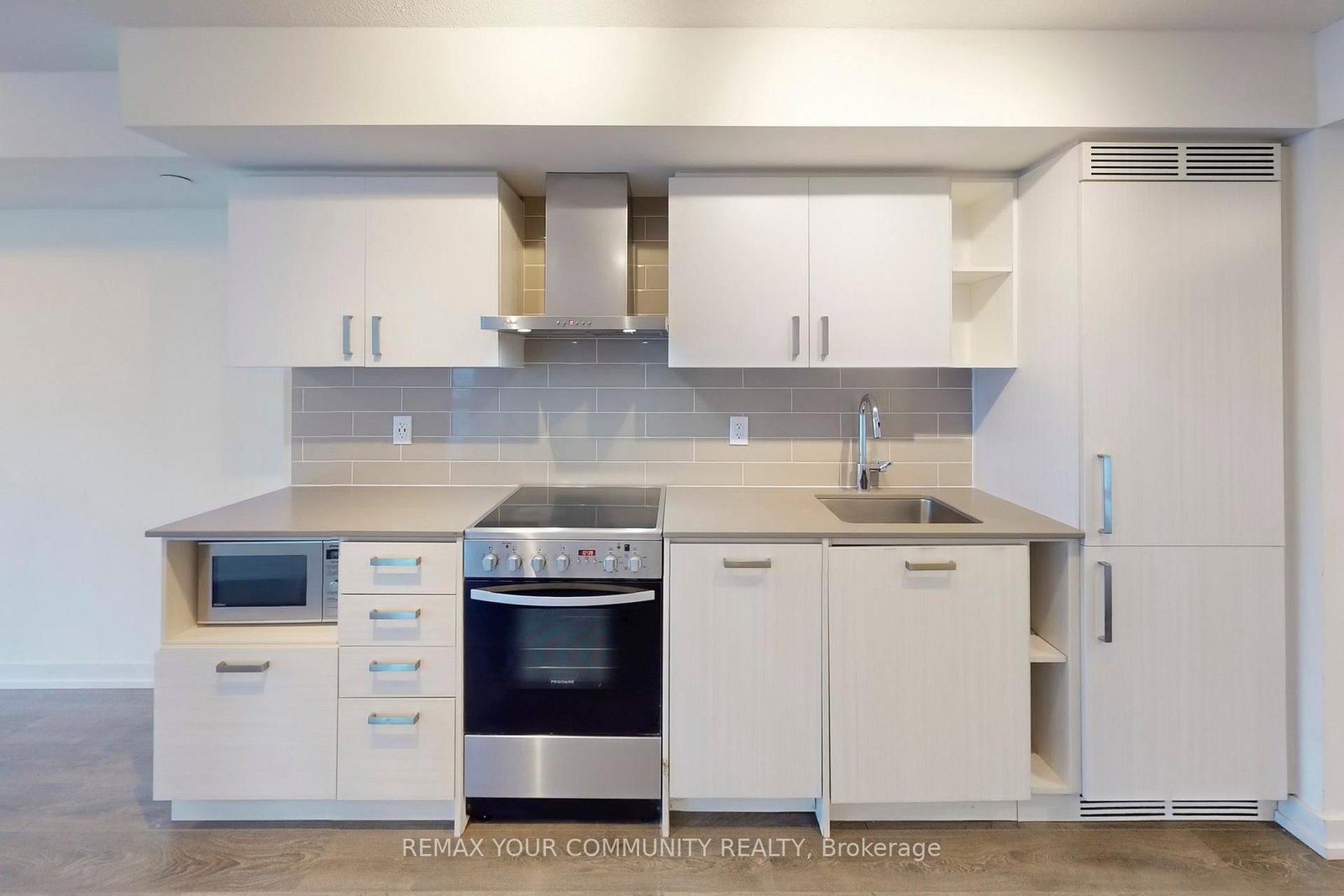 Condo for sale at 1005-125 Redpath Avenue, Toronto, Ontario, M4P 1J5 - Mount Pleasant East - MLS: C12941208