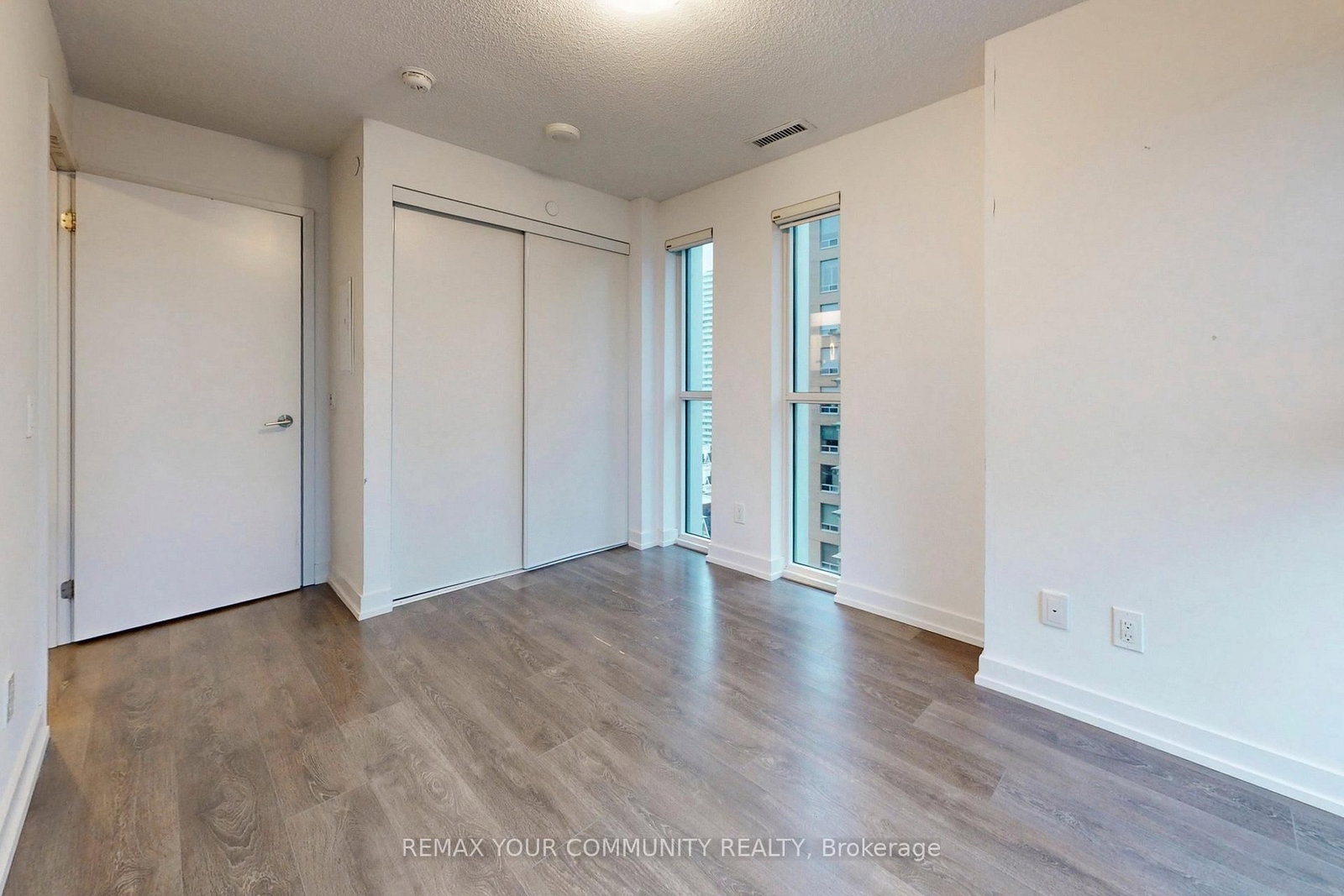 Condo for sale at 1005-125 Redpath Avenue, Toronto, Ontario, M4P 1J5 - Mount Pleasant East - MLS: C12941208