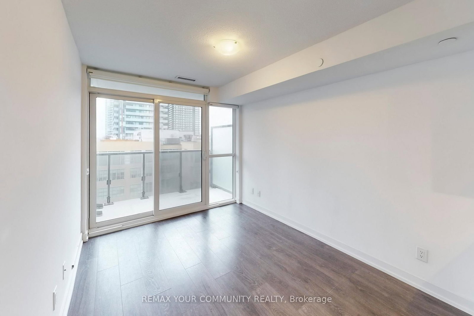 Condo for sale at 1005-125 Redpath Avenue, Toronto, Ontario, M4P 1J5 - Mount Pleasant East - MLS: C12941208