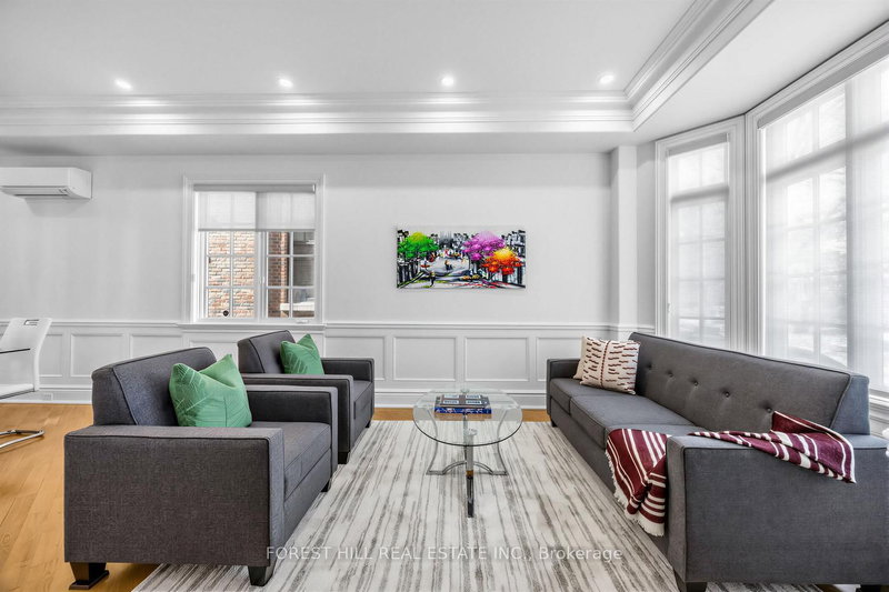 55 Lonsdale Rd, Toronto, M4W 1W4 | Image 2