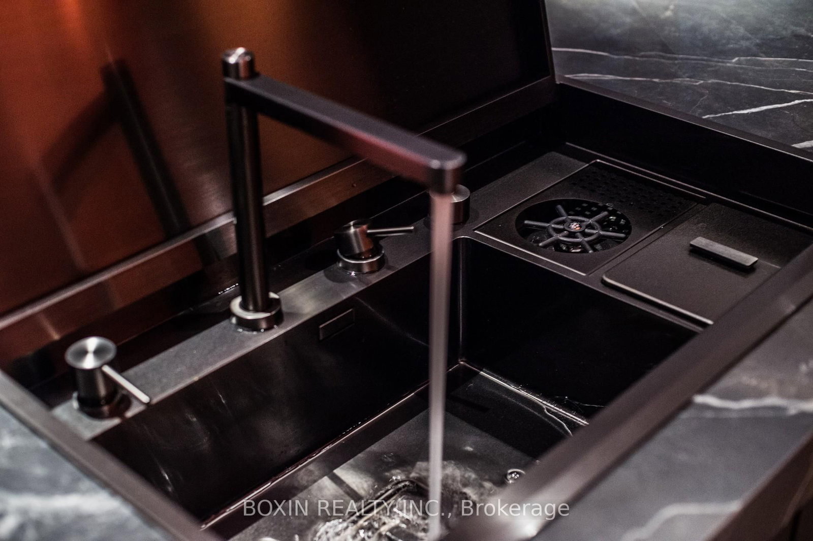 Condo for sale at 3301-180 University Avenue, Toronto, Ontario, M5H 0A2 - Waterfront Communities C1 - MLS: C12941988