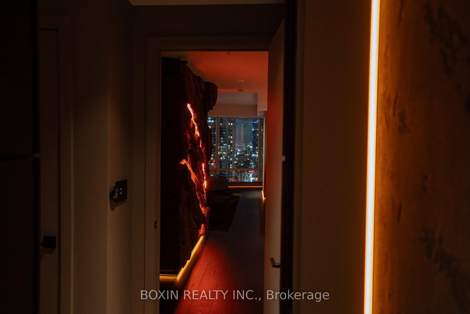 Condo for sale at 3301-180 University Avenue, Toronto, Ontario, M5H 0A2 - Waterfront Communities C1 - MLS: C12941988