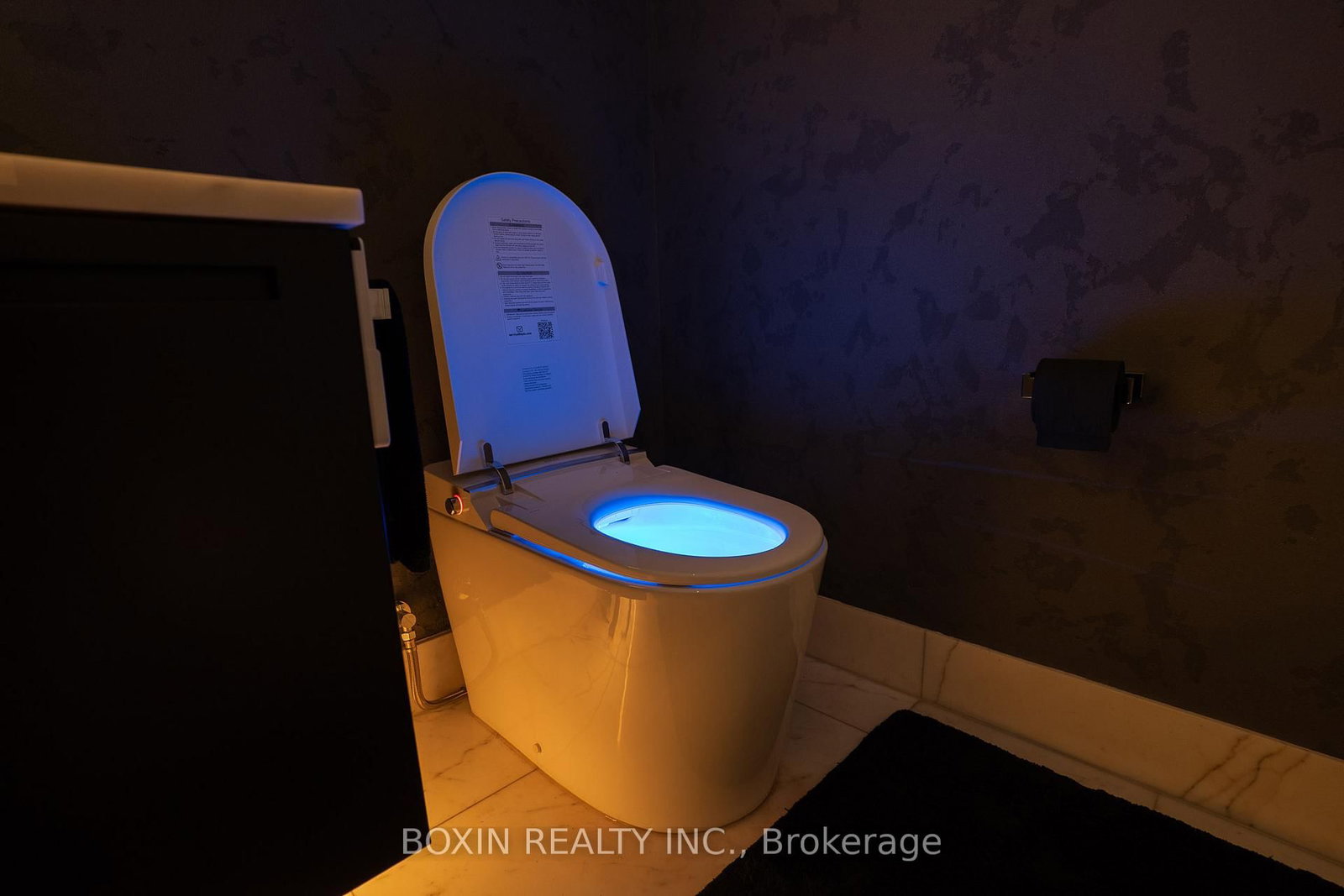 Condo for sale at 3301-180 University Avenue, Toronto, Ontario, M5H 0A2 - Waterfront Communities C1 - MLS: C12941988