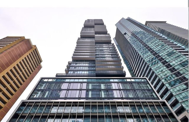 4912 - 55 Charles Street E