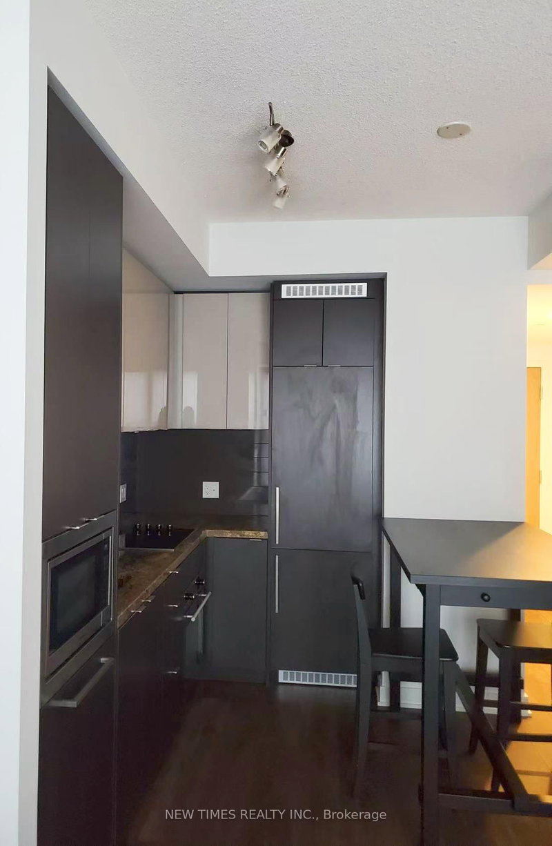 3103 - 125 Blue Jays Way, Toronto, M5V 0N5 | Image 2