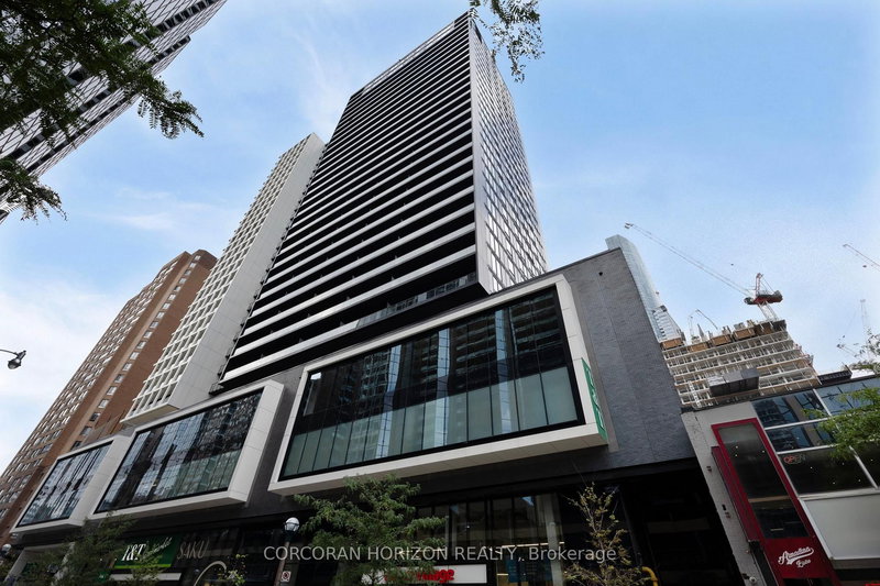 PH1 (FURNISHED) - 20 Edward St, Toronto, M5G 1C9 | Image 2