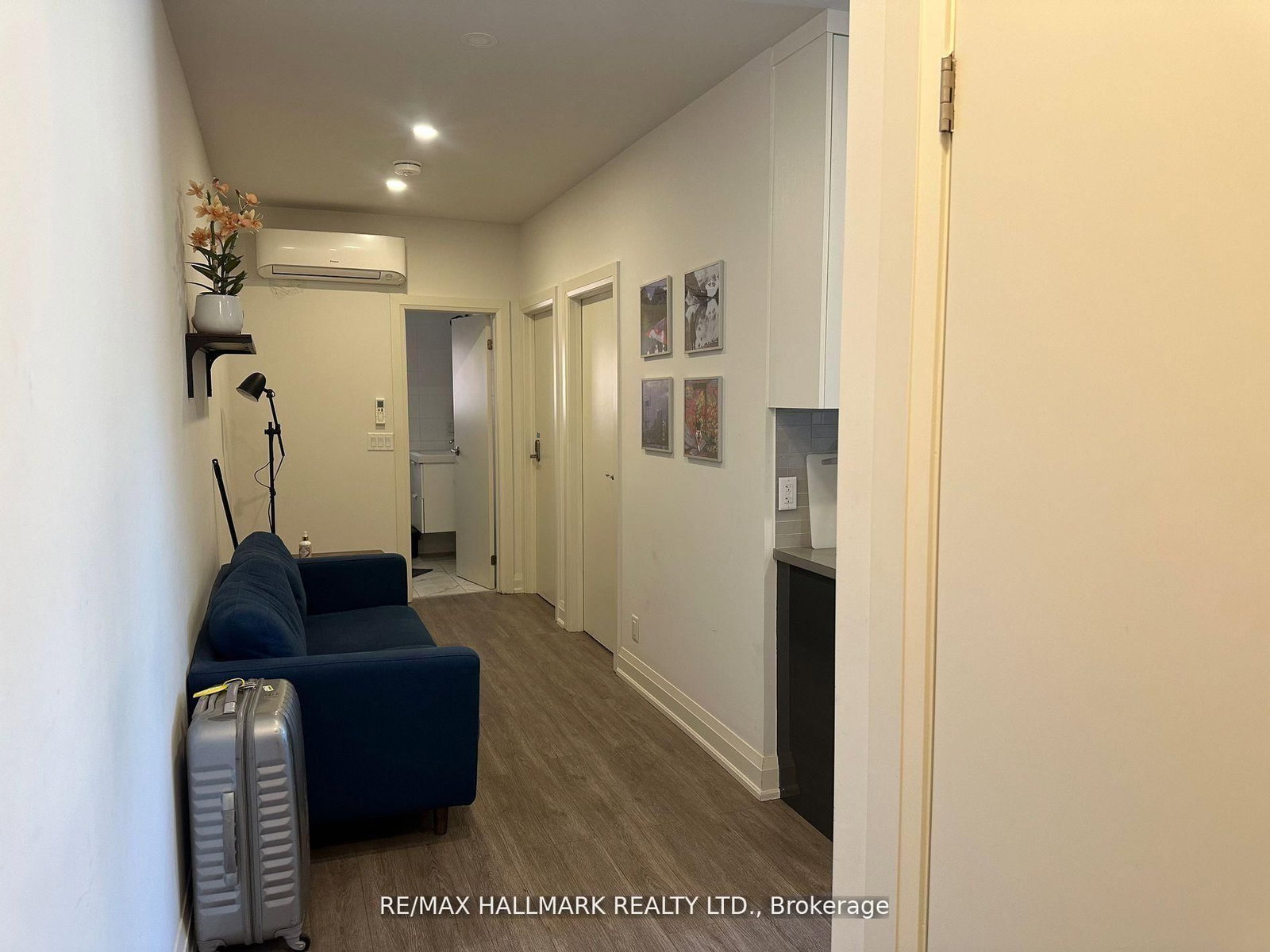 595 St Clair Avenue W, Unit 11 - Photo 5