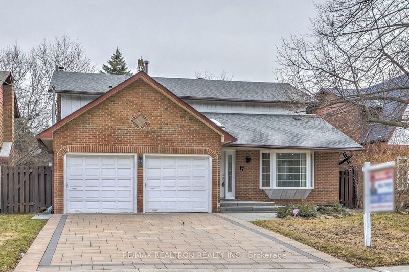 17 Lawnview Dr, Toronto, M2N 5J9 | Image 2