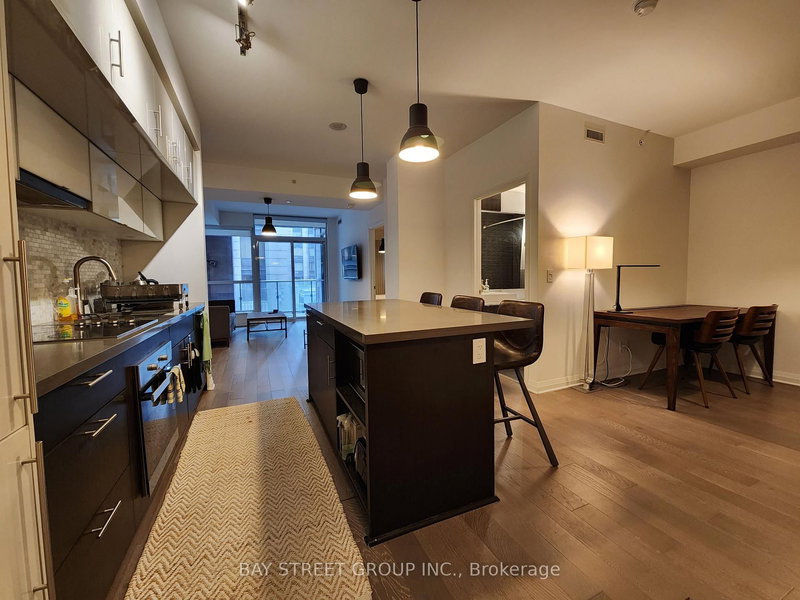 home for lease on 309-8 Mercer Street