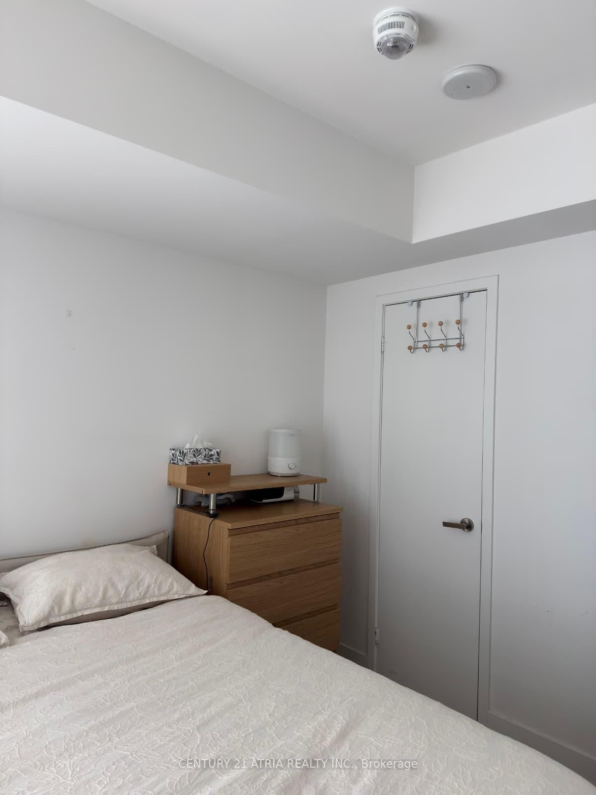 Condo for sale at 1708-99 Broadway Avenue, Toronto, Ontario, M4P 0E3 - Mount Pleasant West - MLS: C12942590