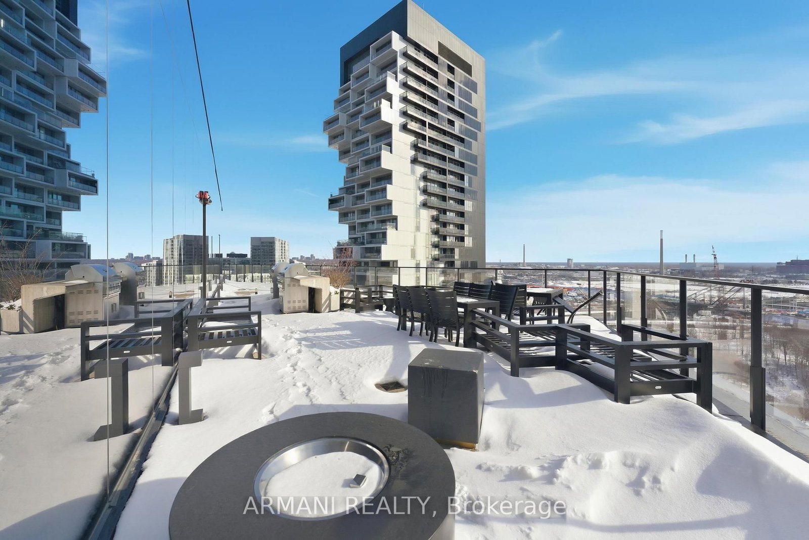 Condo for sale at 512-21 Lawren Harris Square, Toronto, Ontario, M5A 1H7 - Moss Park - MLS: C12942610