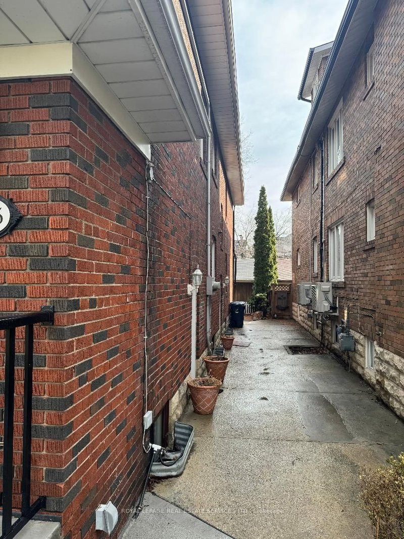 3rd Flr - 735 Avenue Rd, Toronto, M5P 2J9 | Image 3