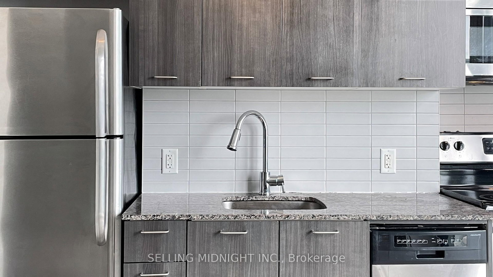 Condo for lease at 1404-20 Joe Shuster Way, Toronto, Ontario, M6K 1E6 - Niagara - MLS: C12942672