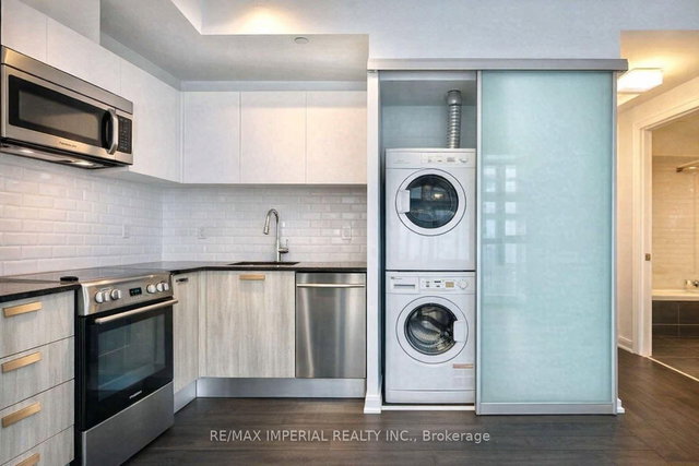 2110 - 42 Charles Street