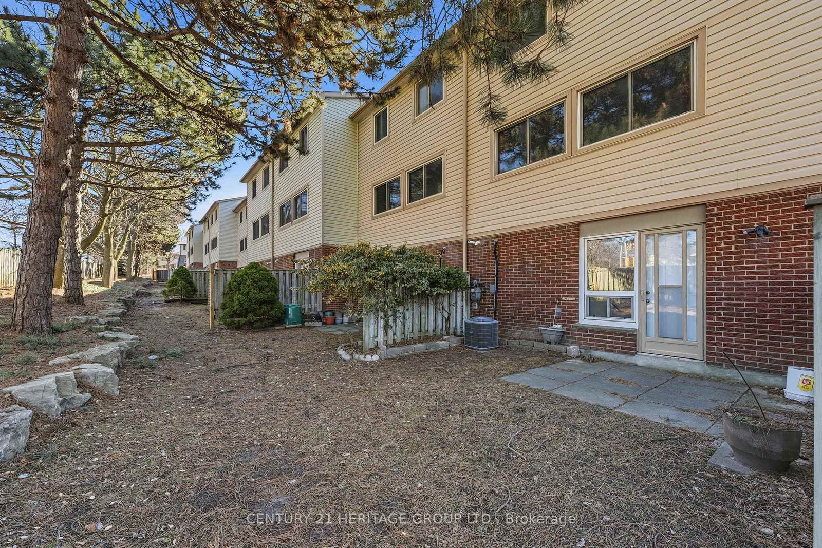 Townhouse for sale at 40-24 Purple Sageway, Toronto, Ontario, M2H 2Z5 - Hillcrest Village - MLS: C12943264