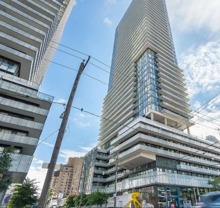 home for lease on 608-161 Roehampton Avenue