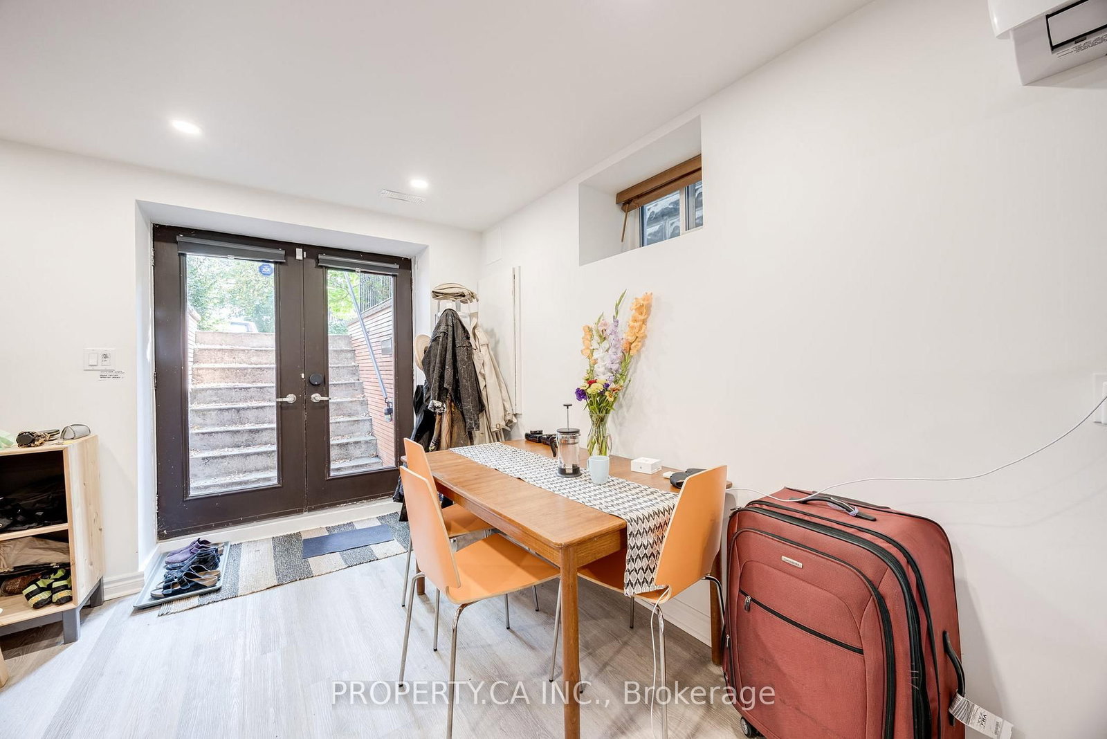 Semi-Detached House for lease at 14 Bellwoods Avenue, Toronto, Ontario, M6J 2P4 - Trinity-Bellwoods - MLS: C12943500