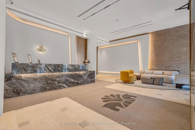 417 - 80 Front Street E