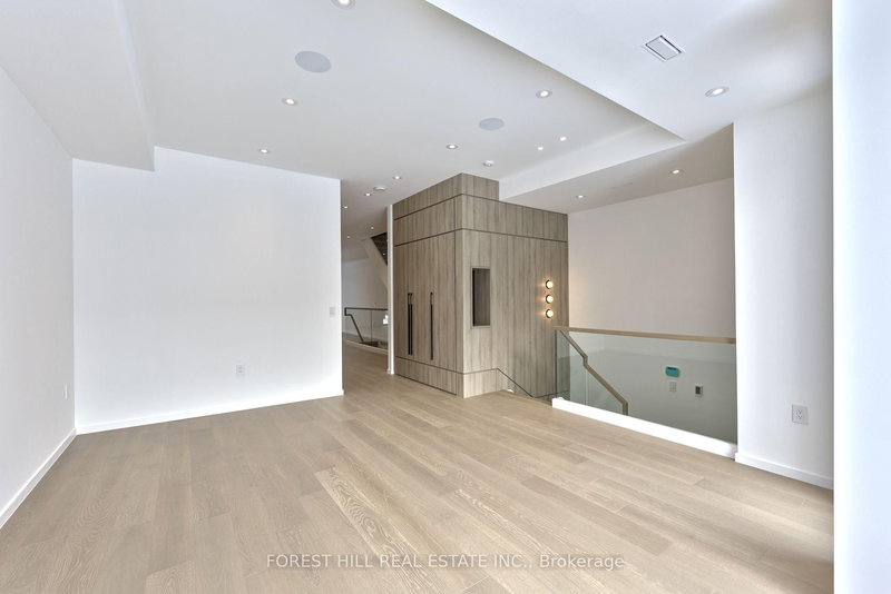 42 Cameron Ave, Toronto, M2N 1E1 | Image 3