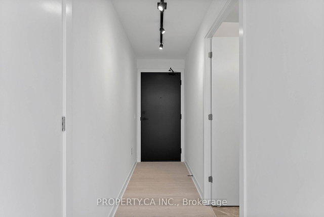 2504 - 284 King Street E