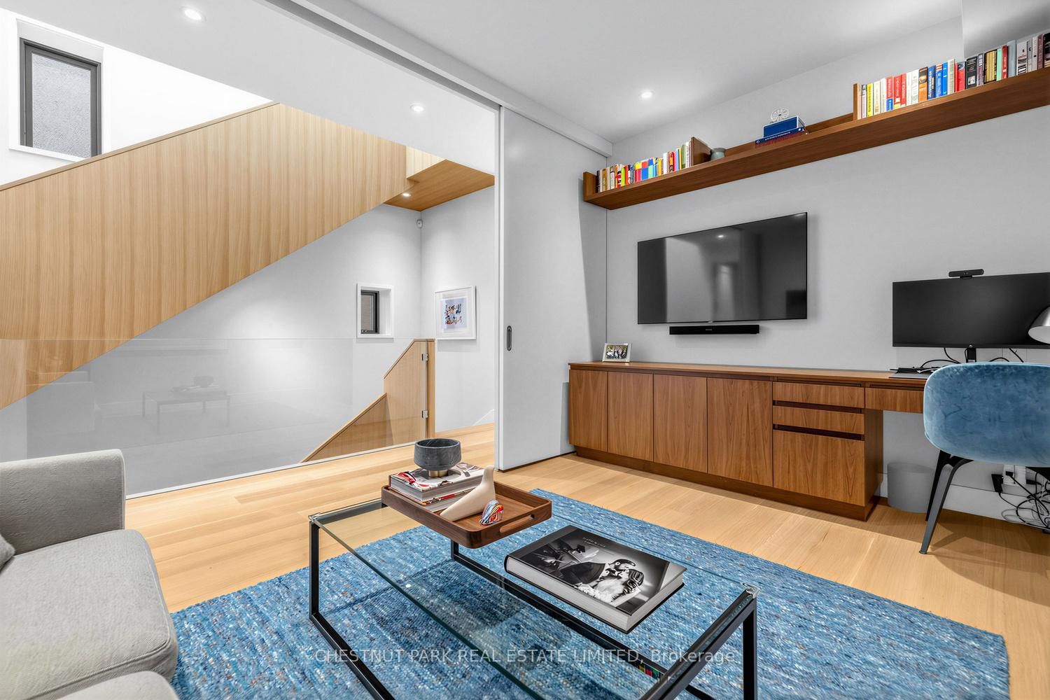 Detached House for sale at 55 Farnham Avenue, Toronto, Ontario, M4V 1H6 - Yonge-St. Clair - MLS: C12943972