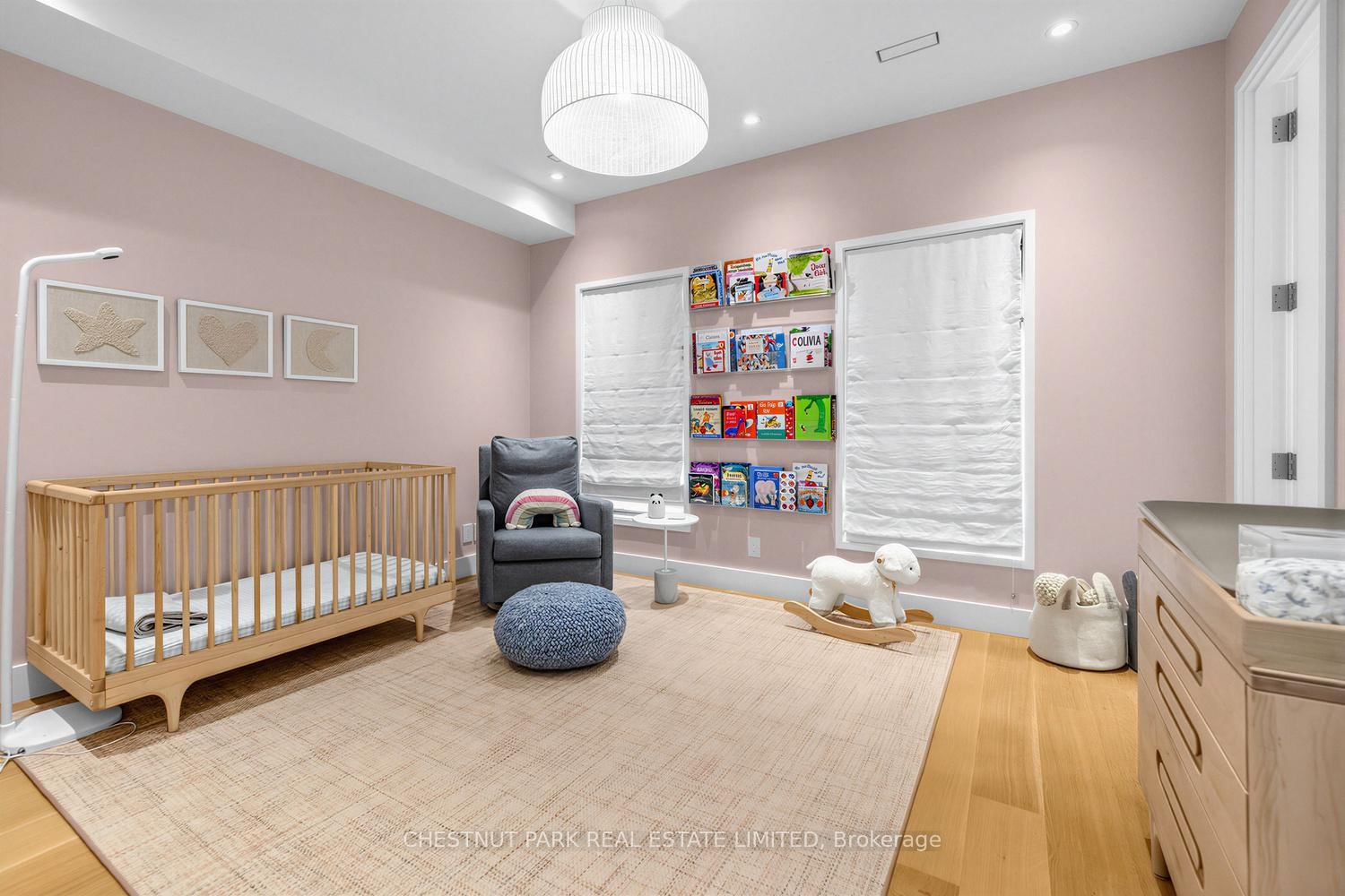 Detached House for sale at 55 Farnham Avenue, Toronto, Ontario, M4V 1H6 - Yonge-St. Clair - MLS: C12943972