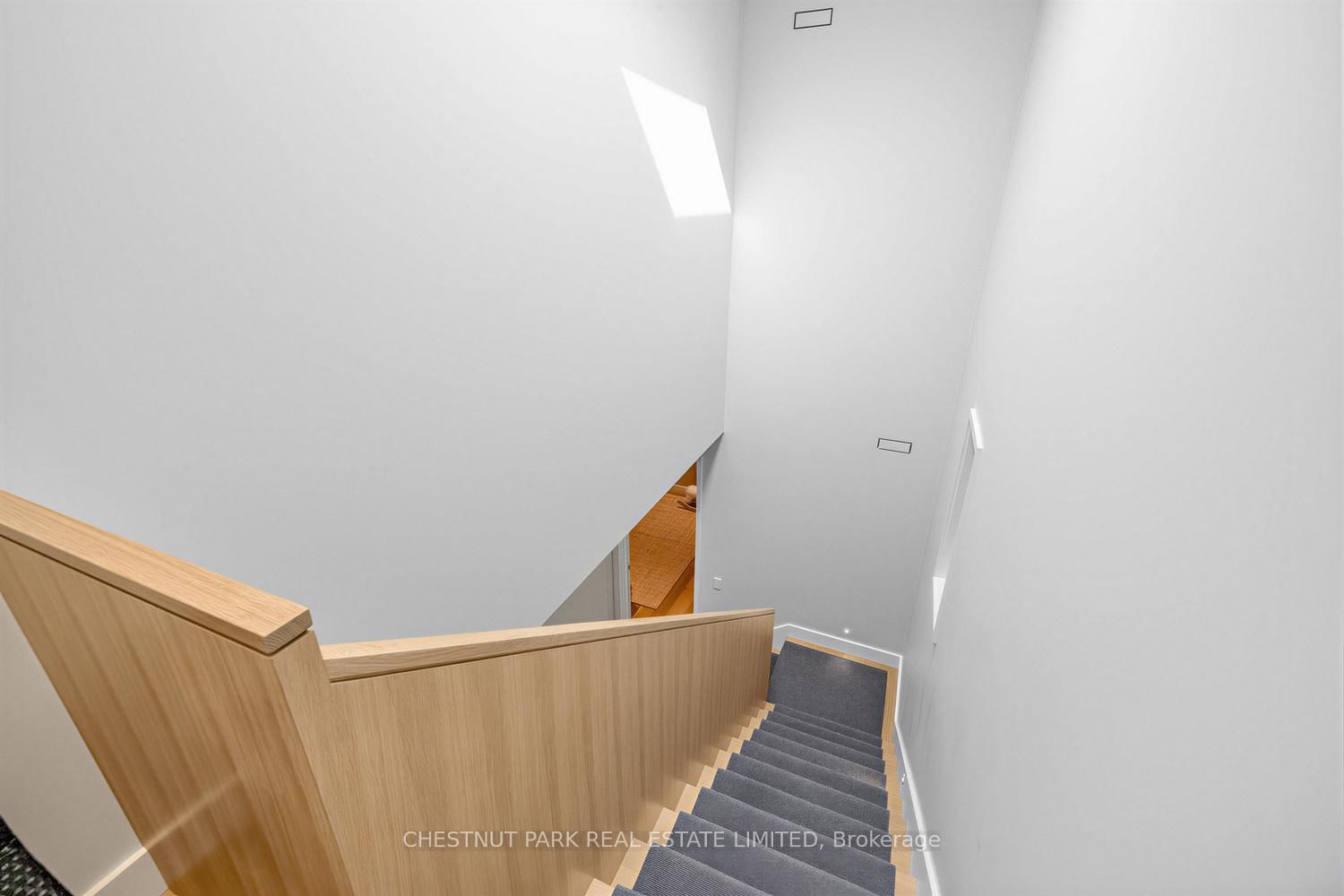 Detached House for sale at 55 Farnham Avenue, Toronto, Ontario, M4V 1H6 - Yonge-St. Clair - MLS: C12943972