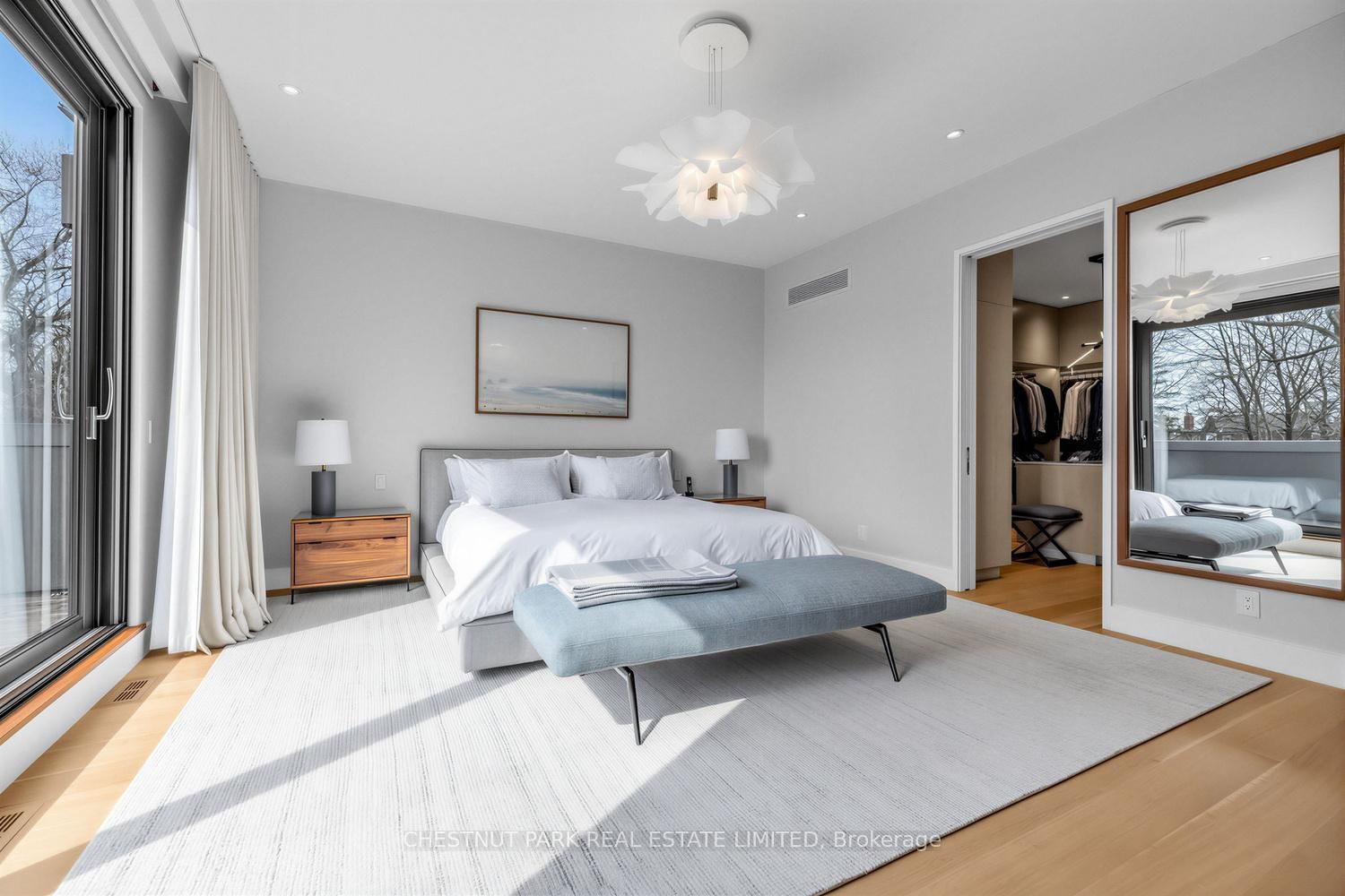 Detached House for sale at 55 Farnham Avenue, Toronto, Ontario, M4V 1H6 - Yonge-St. Clair - MLS: C12943972