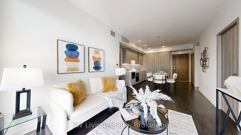 home for lease on 3006-85 McMahon Drive