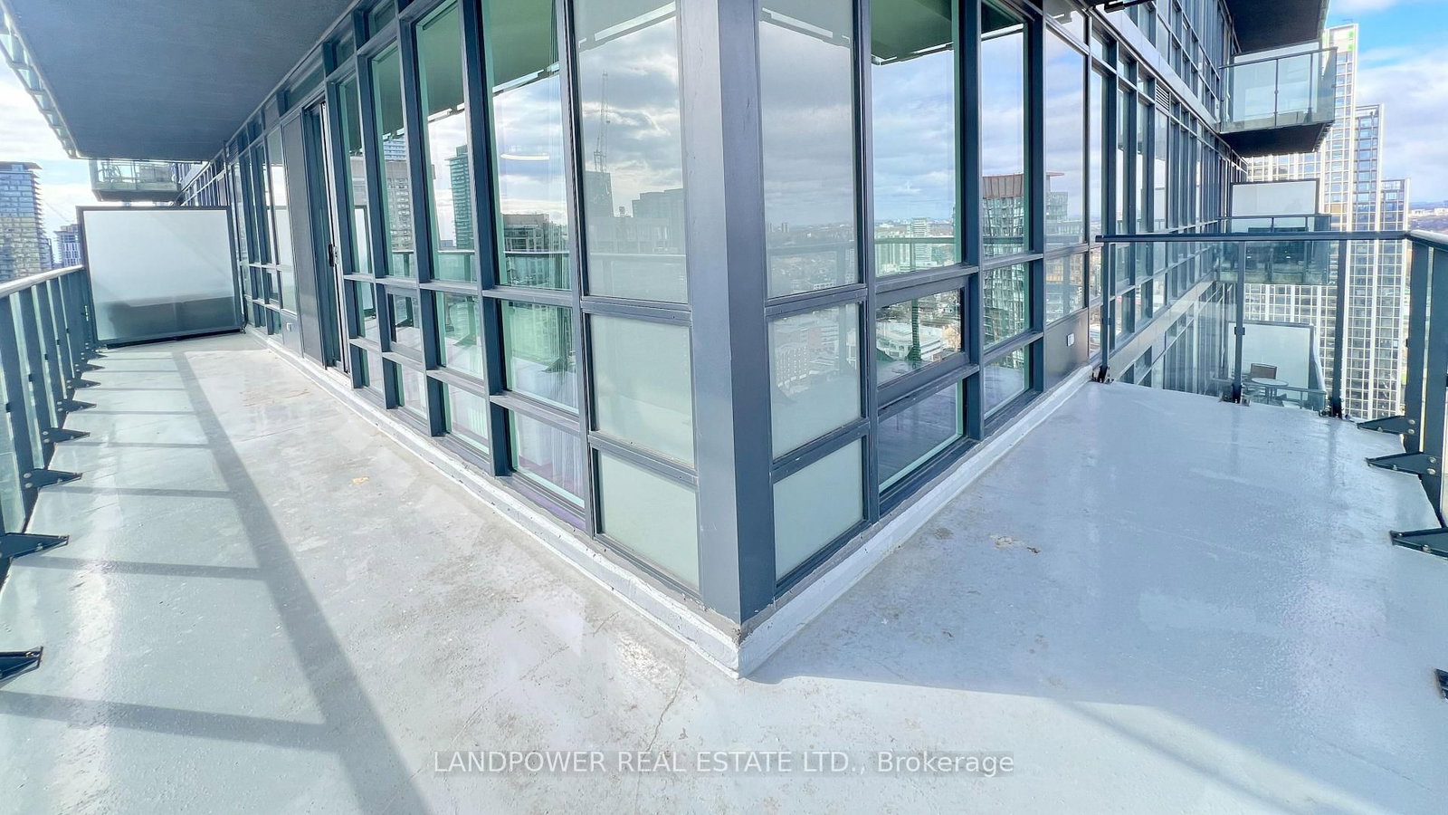 Condo sold at 3605-825 Church Street, Toronto, Ontario, M4W 3Z4 - Rosedale-Moore Park - MLS: C12944448