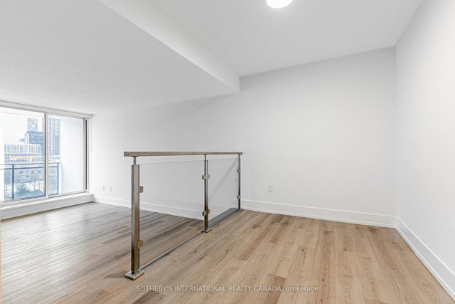 N0906 - 201 Sherbourne Street