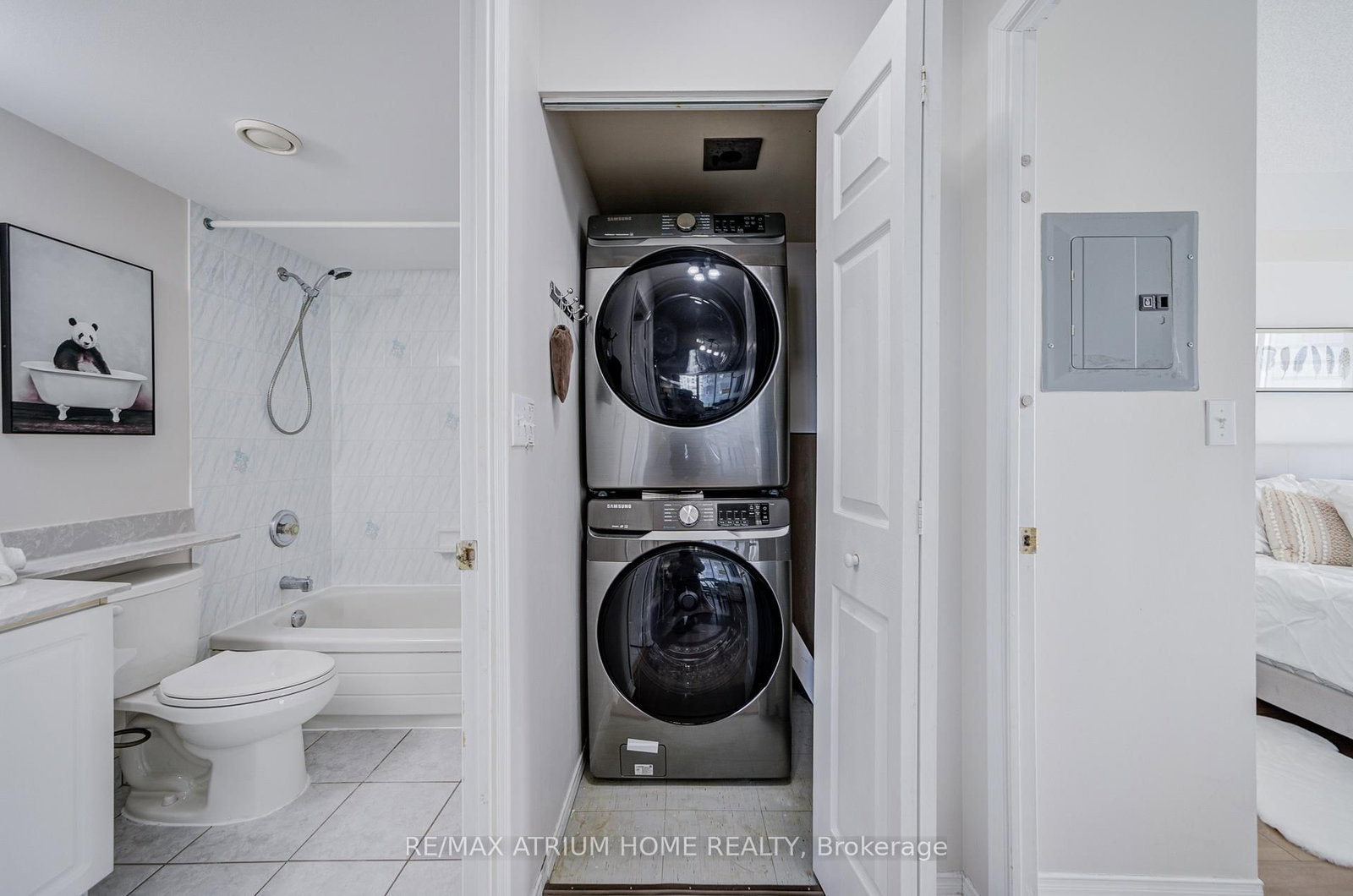 Condo for sale at 1703-3 Pemberton Avenue, Toronto, Ontario, M2M 4M1 - Newtonbrook East - MLS: C12944698