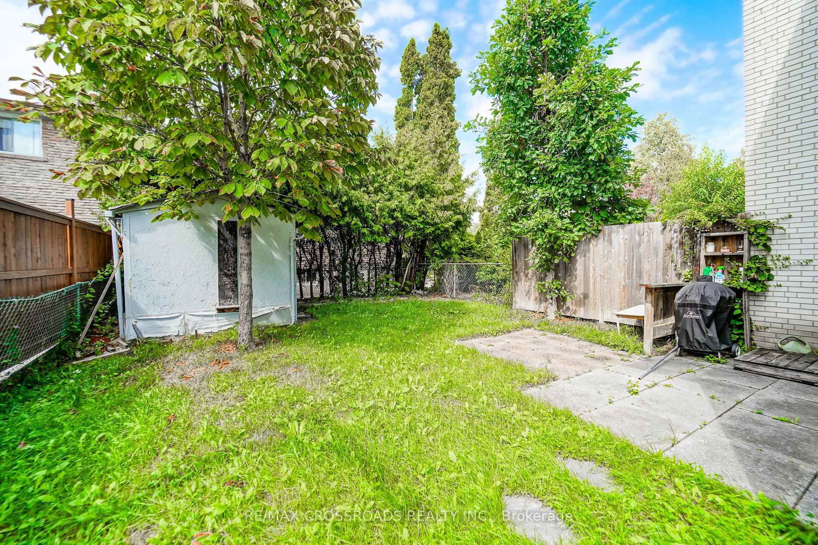 Listing photo 5