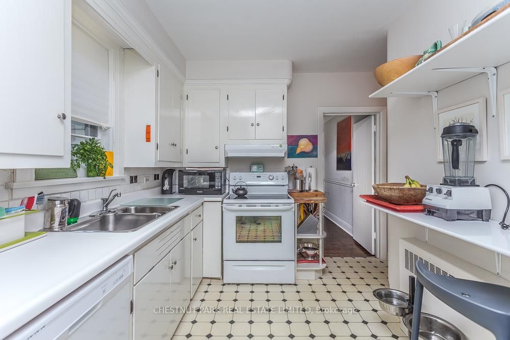 Detached House for lease at 180 Strathgowan Avenue, Toronto, Ontario, M4N 1C3 - Lawrence Park South - MLS: C12944986