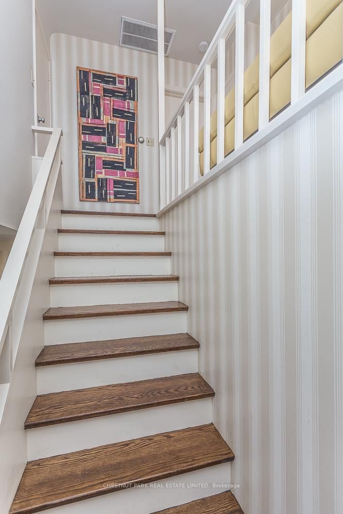 Detached House for lease at 180 Strathgowan Avenue, Toronto, Ontario, M4N 1C3 - Lawrence Park South - MLS: C12944986