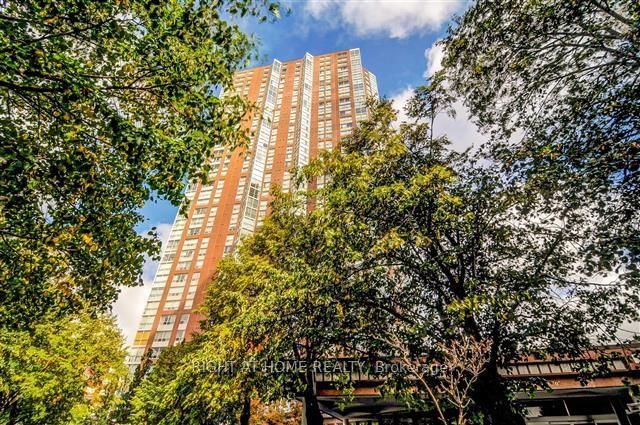 home for lease on 210-5 Concorde Place