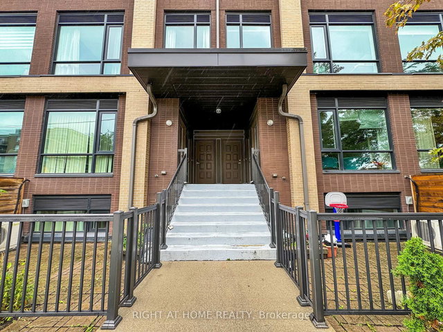 312 - 639 Lawrence Avenue W