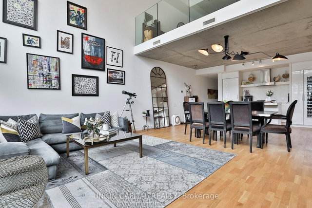 504 - 75 Portland Street