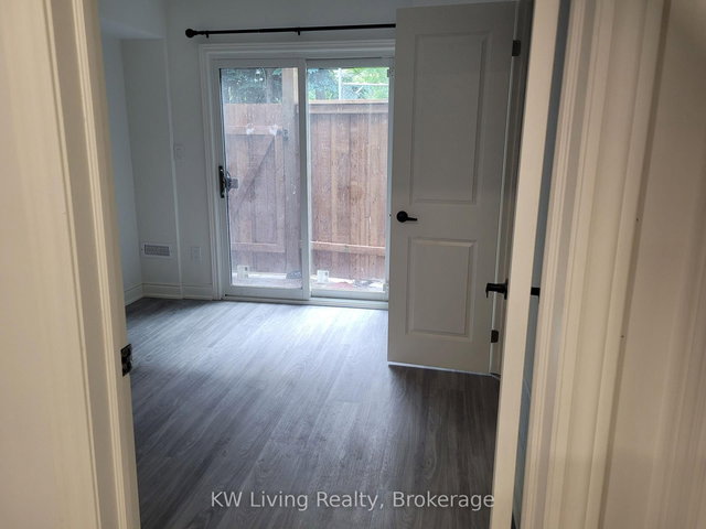 Laneway Suite - 55 Windeyer Lane